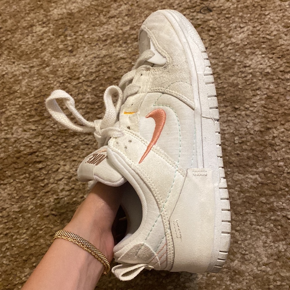 Nike Dunks - Picture 2 of 4